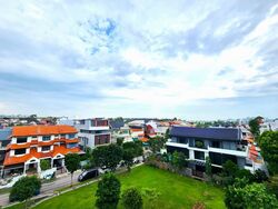 Senyum Residences (D14), Terrace #592292701